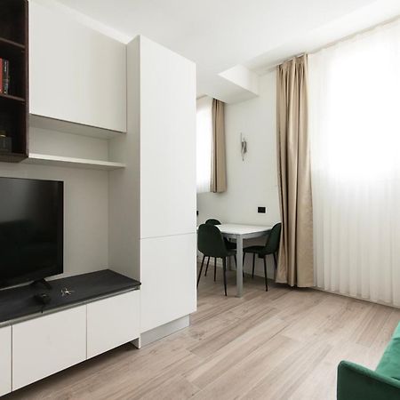 Youhosty - Montebianco 4/6 Milano Eksteriør bilde
